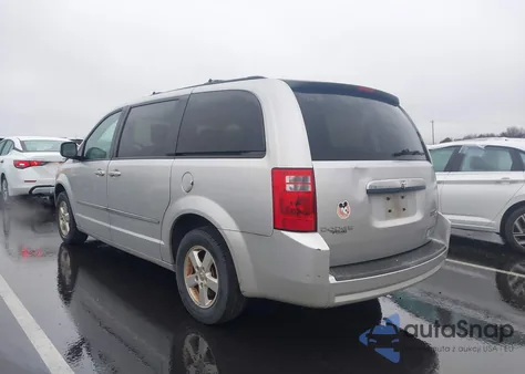 2010 Dodge Grand Caravan Sxt z USA, uszkodzony, nr VIN 2D4RN5D12AR417381
